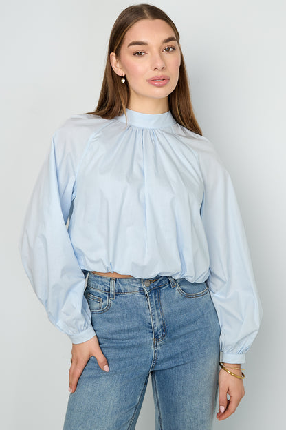 Casual Top met Open Rug