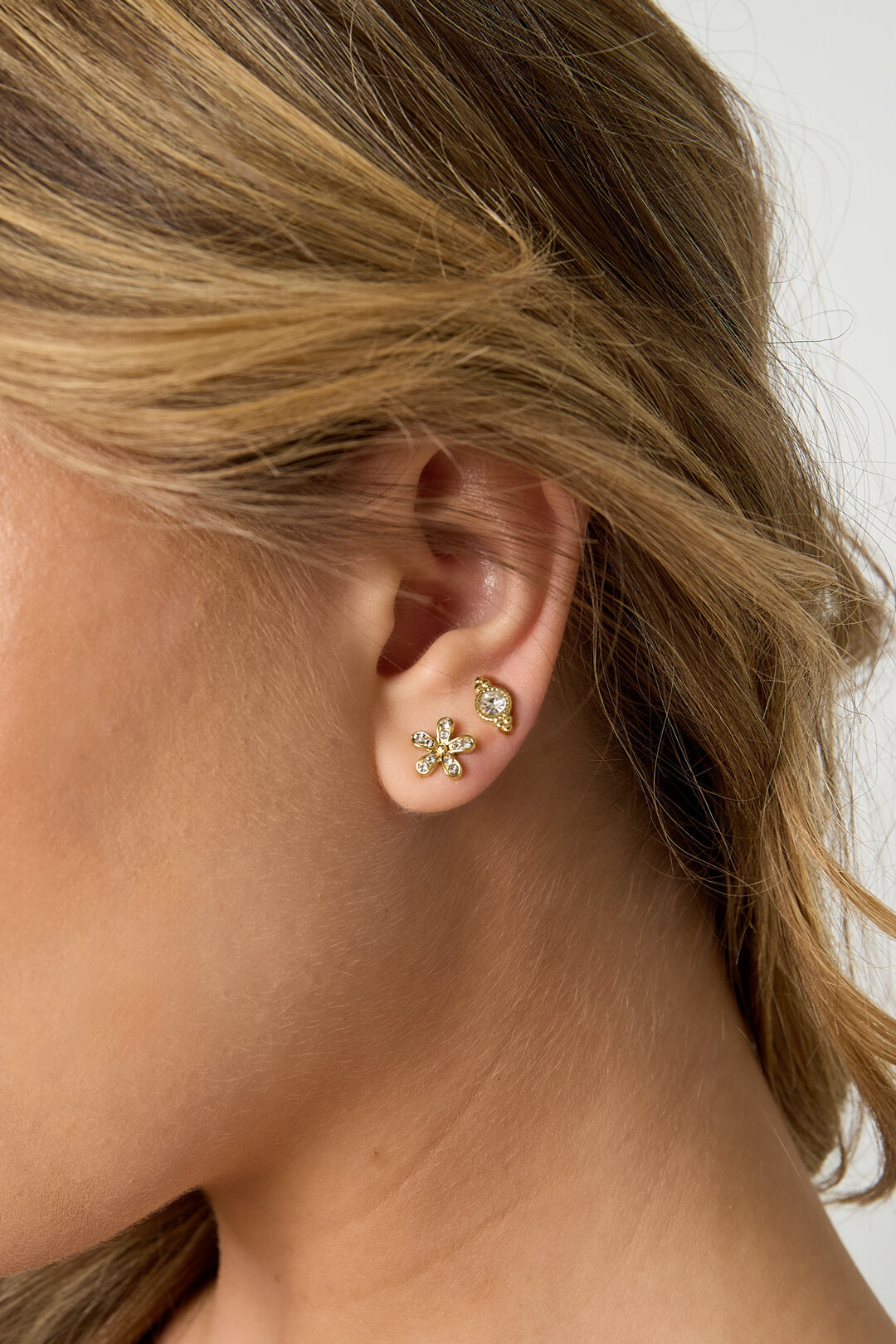 Vintage Studs