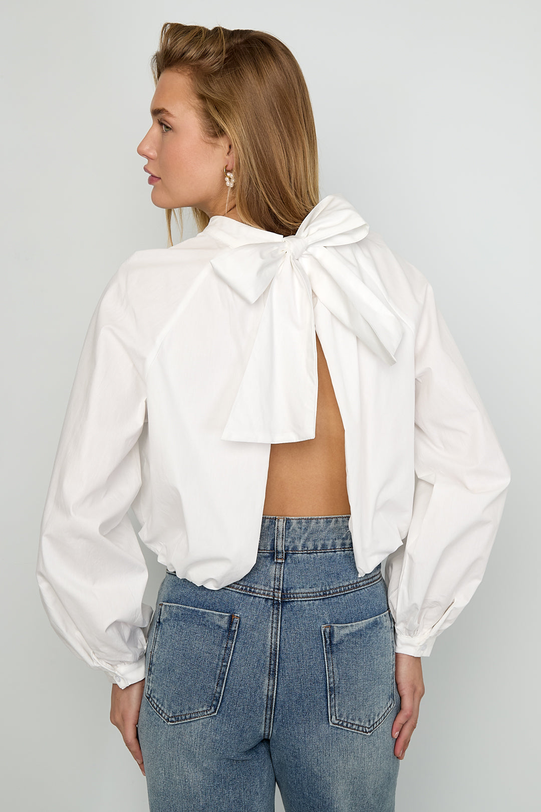 Casual Top met Open Rug