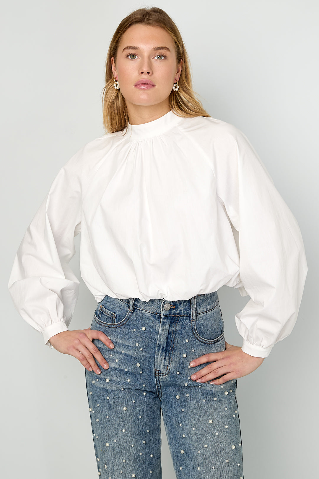 Casual Top met Open Rug