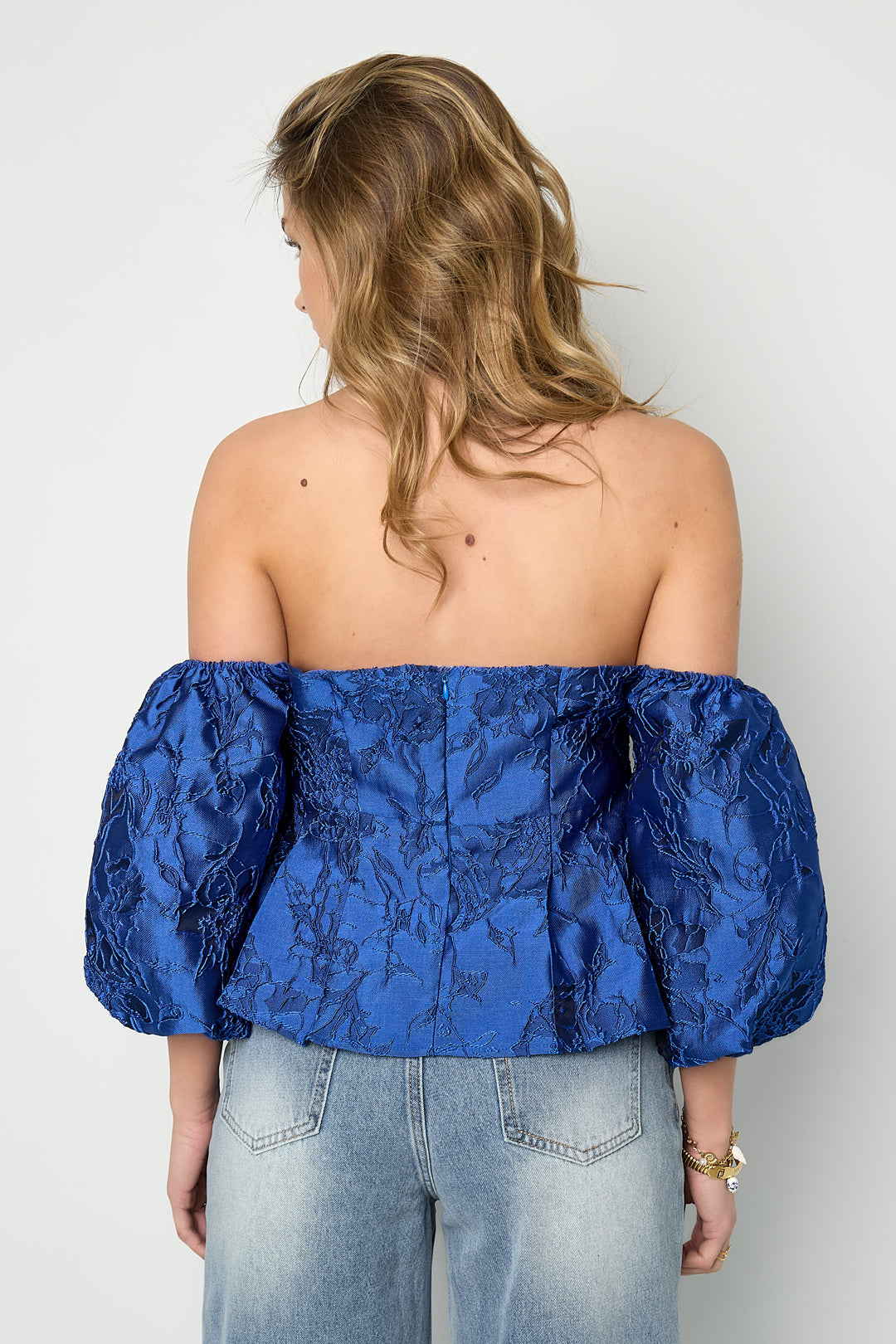 Off-Shoulder Top met Pofmouwen