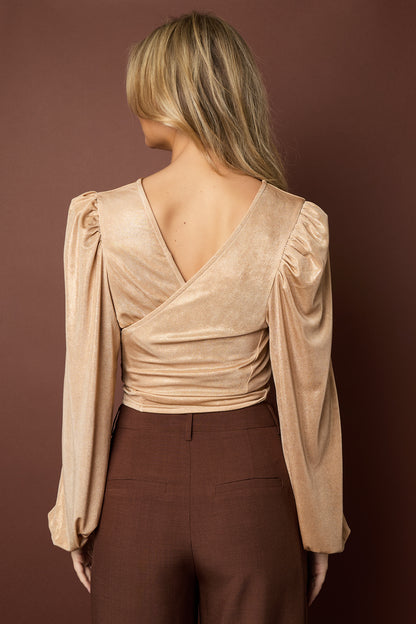 Top met Pofmouwen en Strikdetail