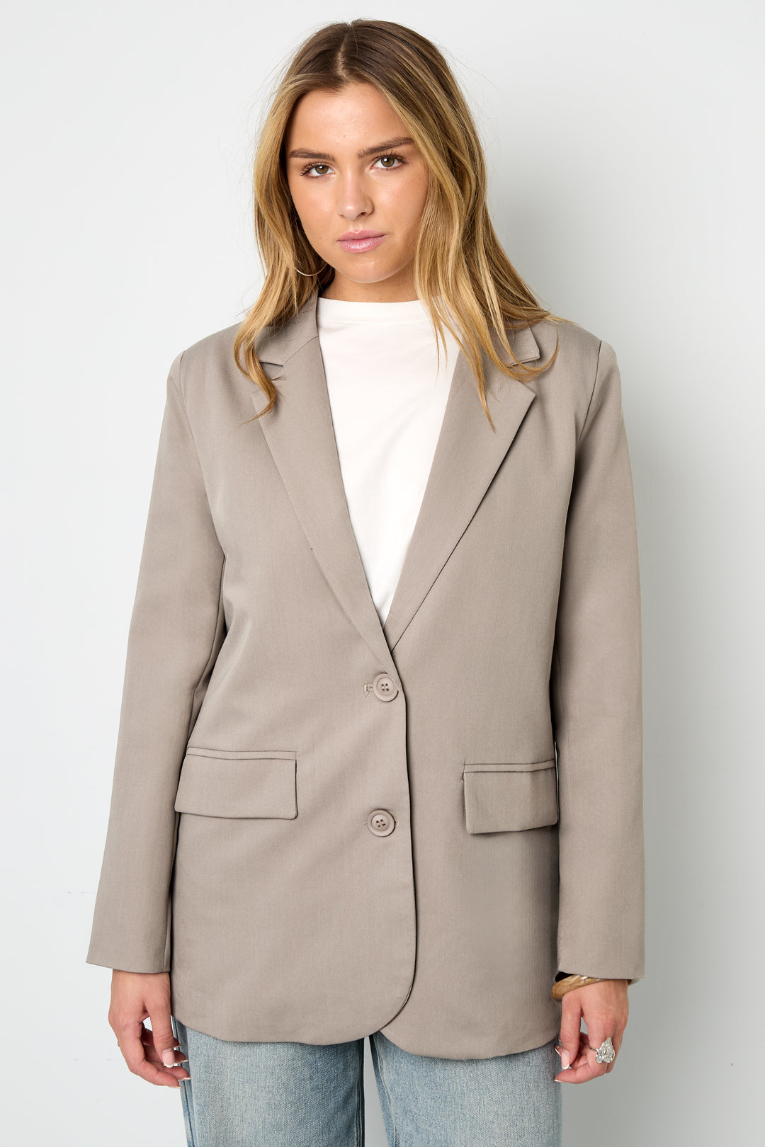 Blazer met Statement Rugprint