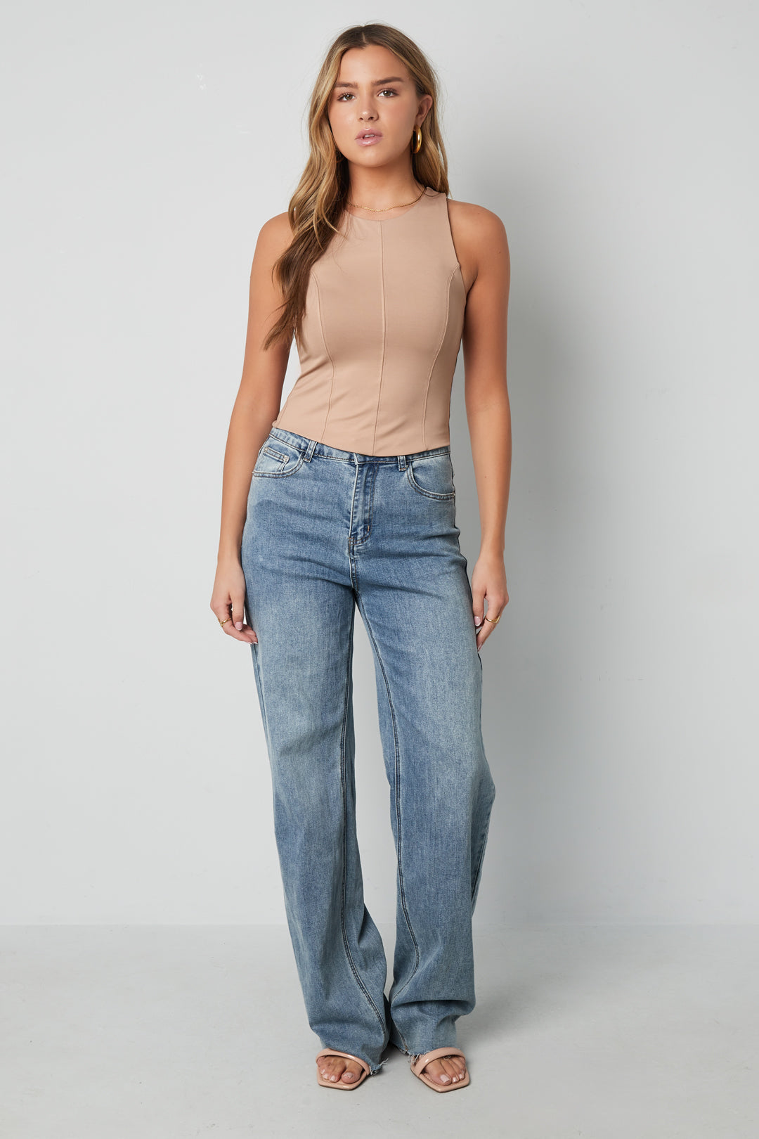 Basic Mouwloze Top